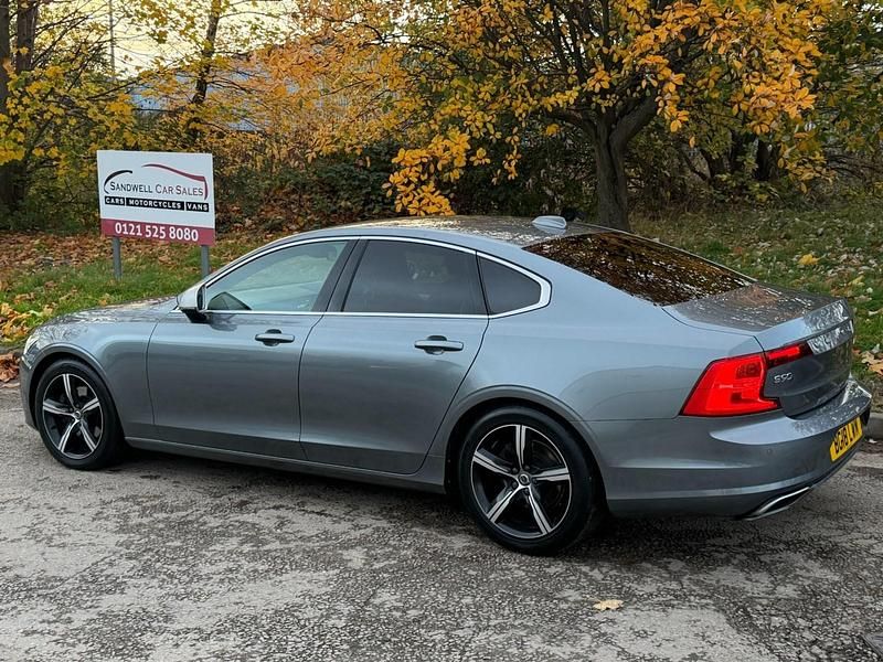 Usado Volvo S90 R-Design 2018 Cinzento Sedan