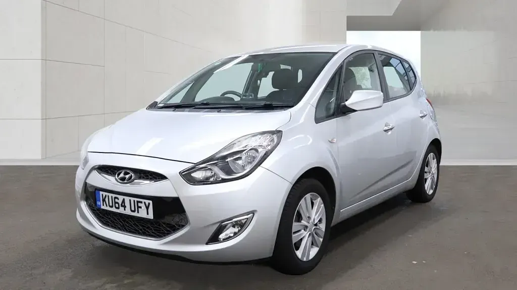 Used Hyundai ix20 Active 125 HP (91 kW) 2014 Silver Hatchback