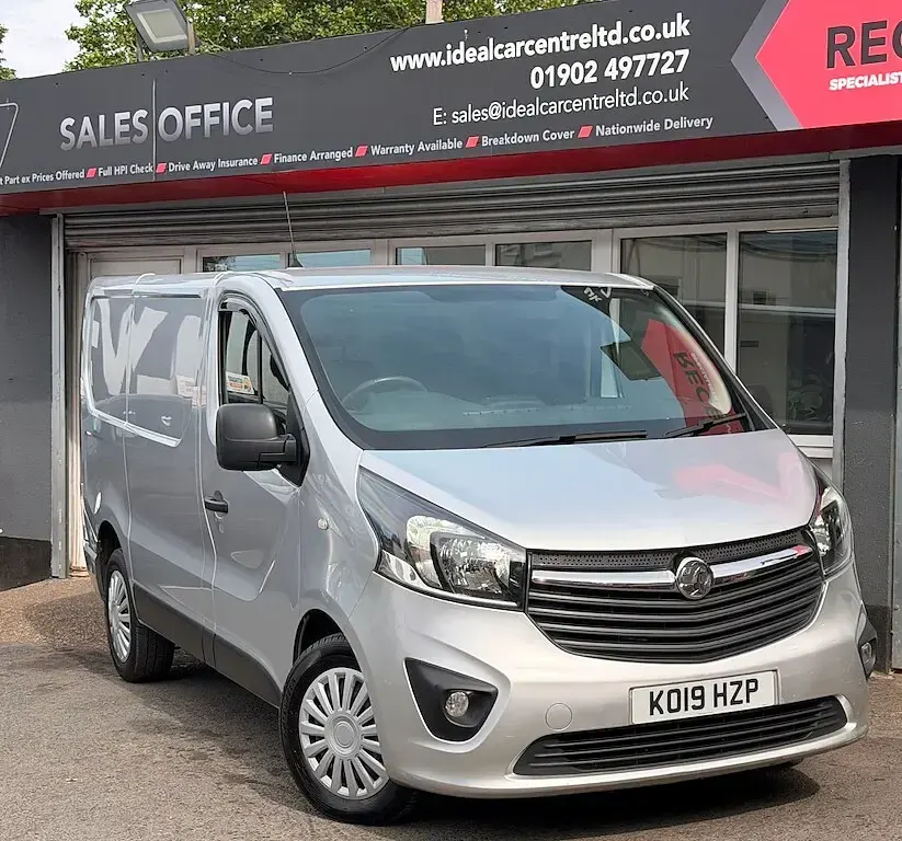 Used Vauxhall Vivaro Sportive 120 HP (88 kW) 2019 Silver MPV