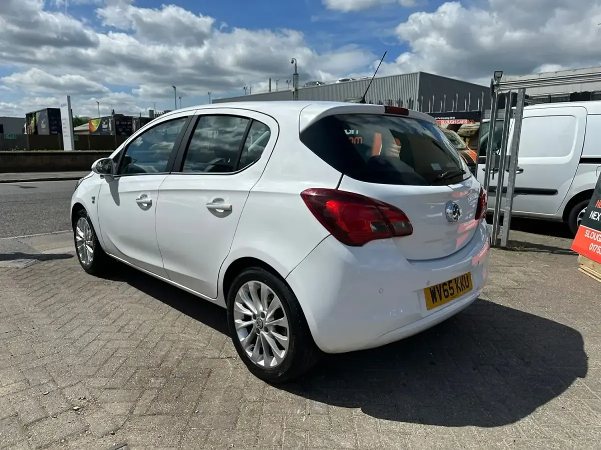 Używany Vauxhall Corsa 2015 Biały Hatchback