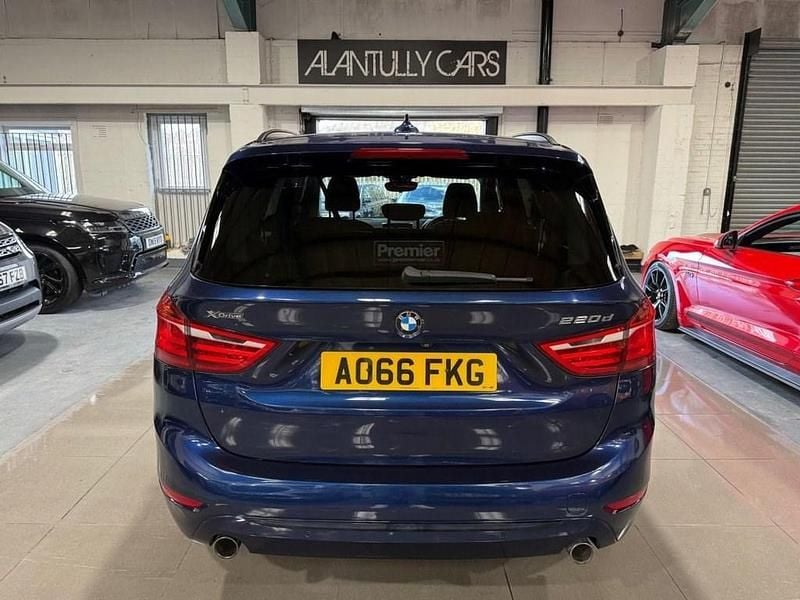 Used BMW 220 Sport Line 2016 Blue Estate