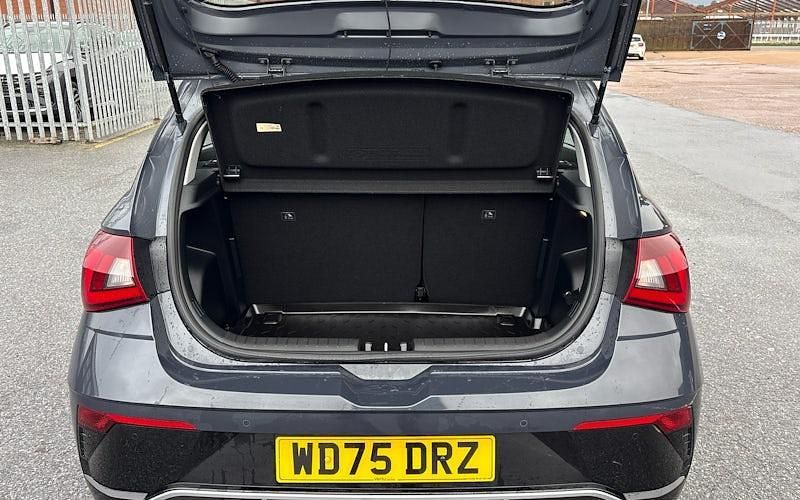 Used Hyundai i20 Advanced 101 HP (74 kW) 2025 Hatchback