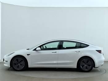 Used Tesla Model 3 Standard Range 208 kW (283 HP) 2021 White Sedan