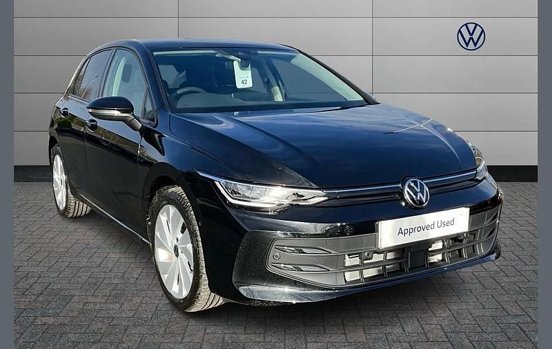 New VW Golf VIII Match 204 HP (150 kW) 2025 Black Hatchback