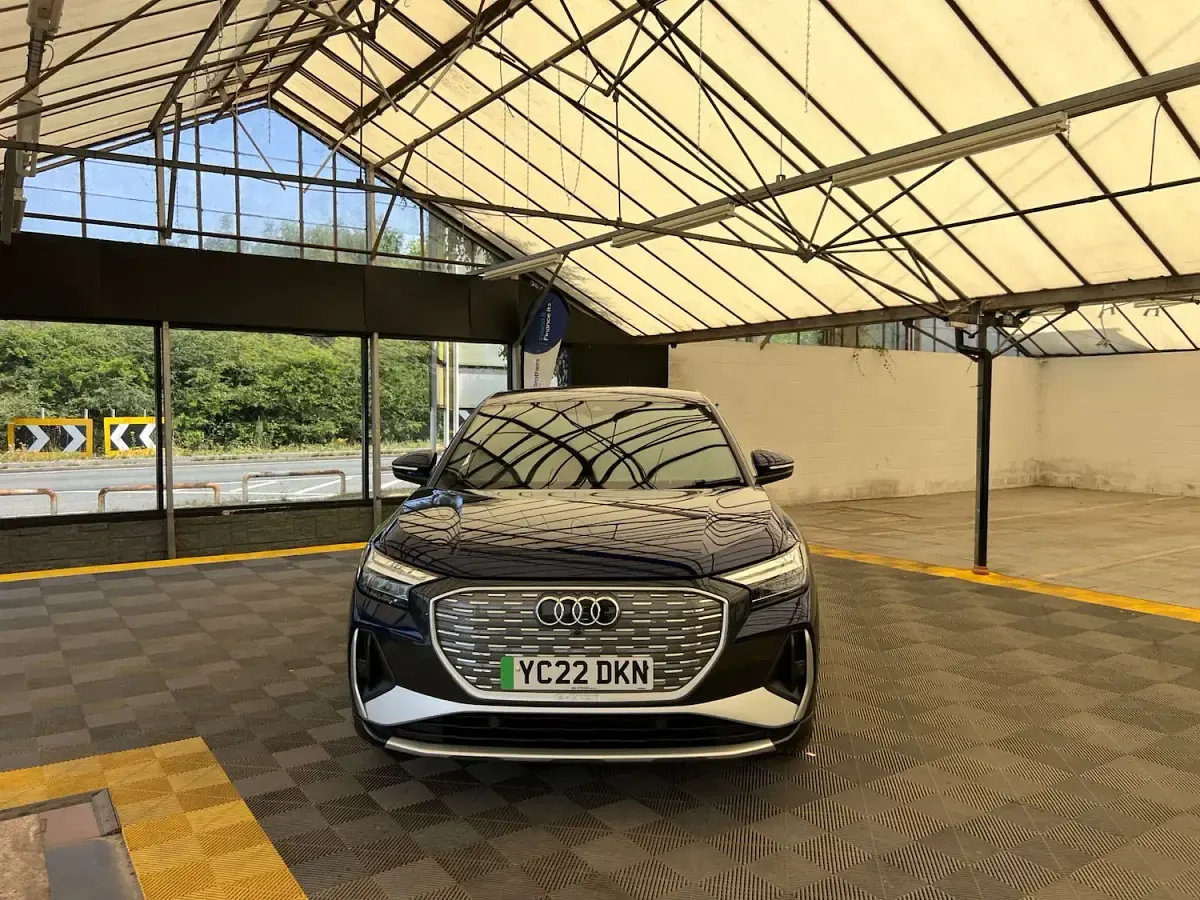 Used Audi Q4 e-tron S-Line 219 kW (299 HP) 2022 Blue SUV