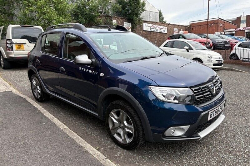 Blue Used 2018 Dacia Sandero Essentiel Hatchback | £7,495 (Fair price) - Image 1/1