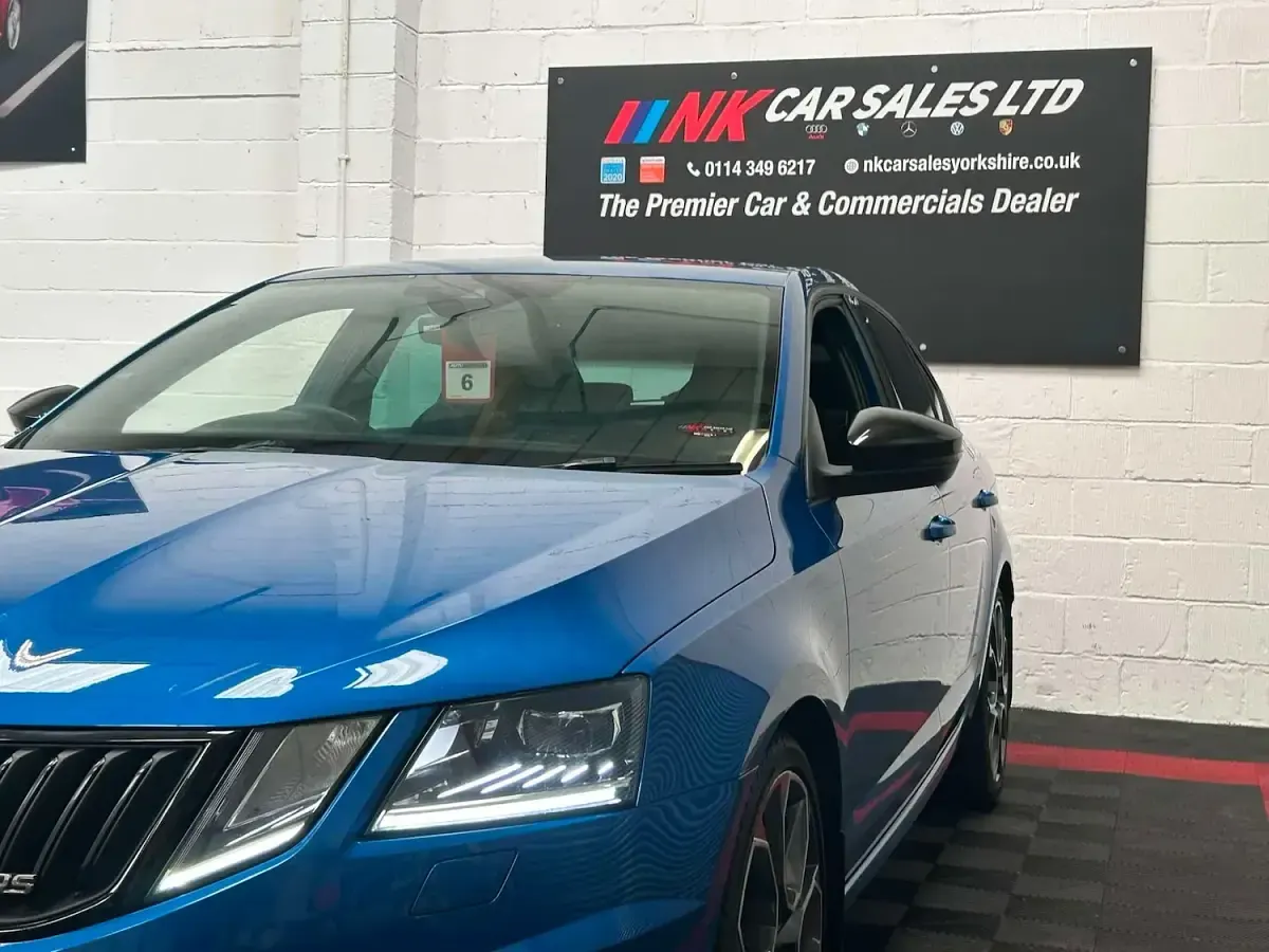 Used Skoda Octavia vRS 184 HP (135 kW) 2017 Blue Hatchback