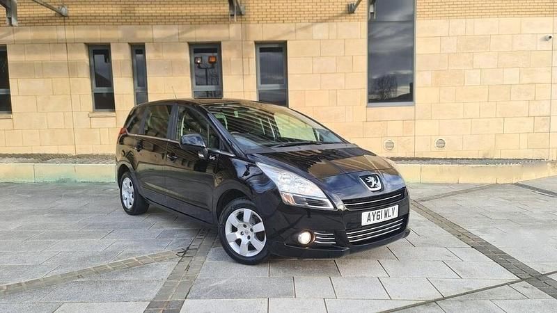 Black Used 2011 Peugeot 5008 Family MPV | £3,295 (Fair price) - Image 1/4