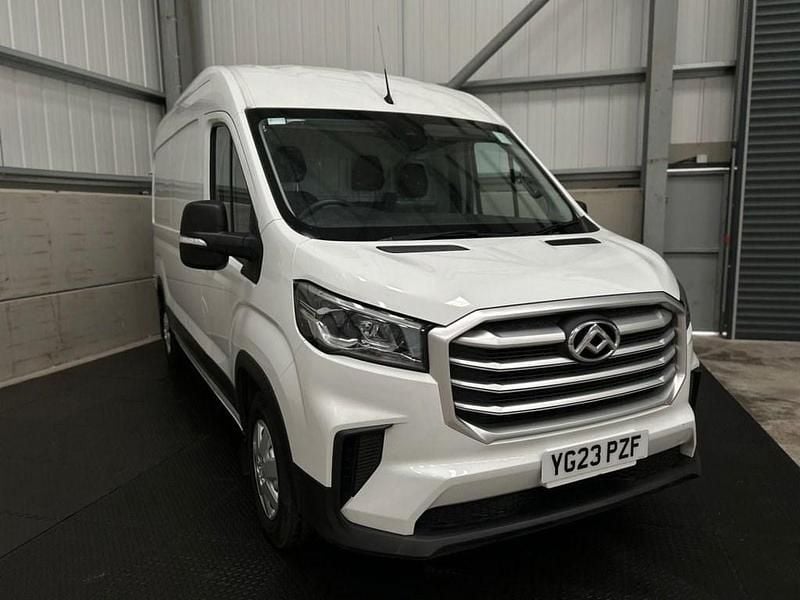 Usado Maxus V90 163 HP (119 kW) 2023 Branco Van