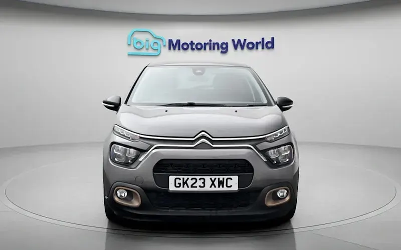 Begagnad Citroën C3 PureTech 83 HK (61 kW) 2023 Grå Halvkombi