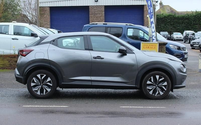 Used Nissan Juke Acenta Premium 114 HP (83 kW) 2025 Grey SUV