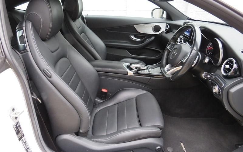 Used Mercedes C220 AMG line 170 HP (125 kW) 2018 Coupe