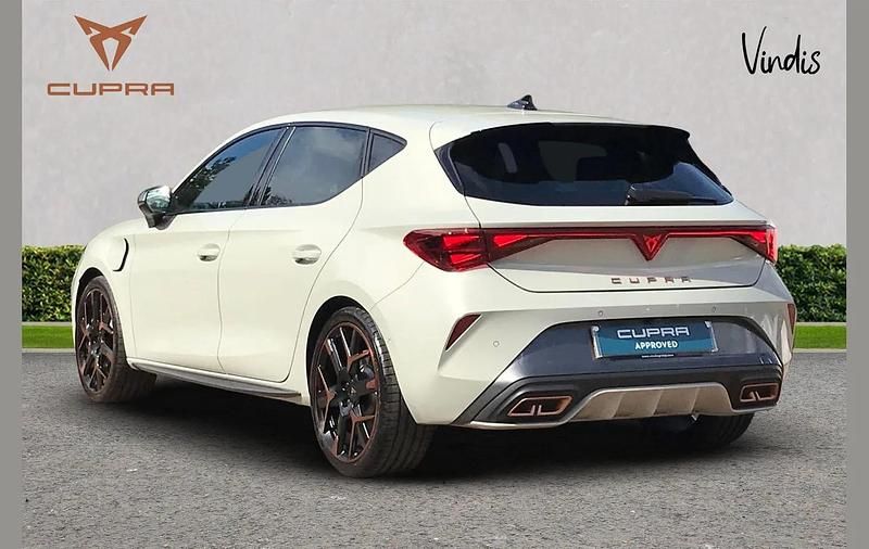 Used Cupra Leon VZ3 268 HP (197 kW) 2025 Grey Hatchback