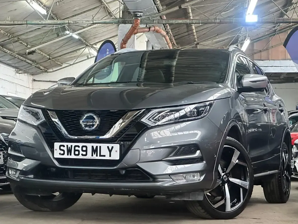 Used Nissan Qashqai Tekna+ 160 HP (117 kW) 2020 Grey SUV