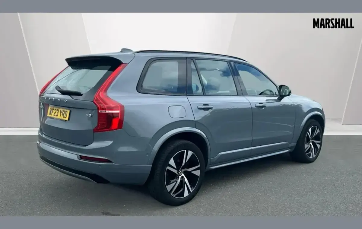 Used Volvo XC90 Plus 235 HP (172 kW) 2023 Grey SUV
