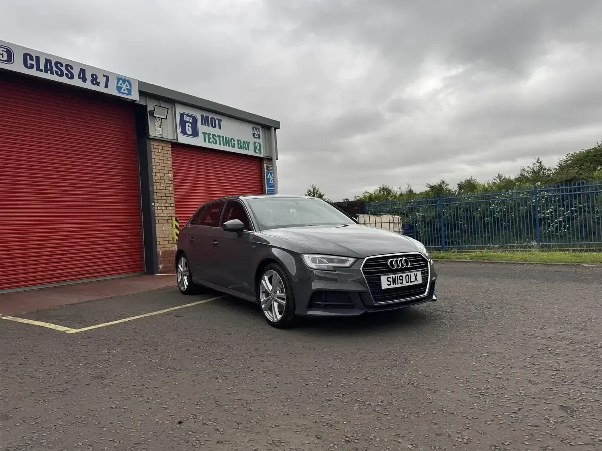 Used Audi A3 Sportback S-Line 150 HP (110 kW) 2019 Grey Hatchback