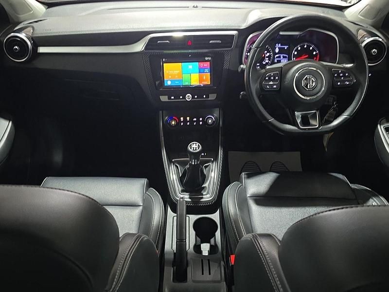 Used MG ZS Exclusive 106 HP (77 kW) 2019 Orange SUV