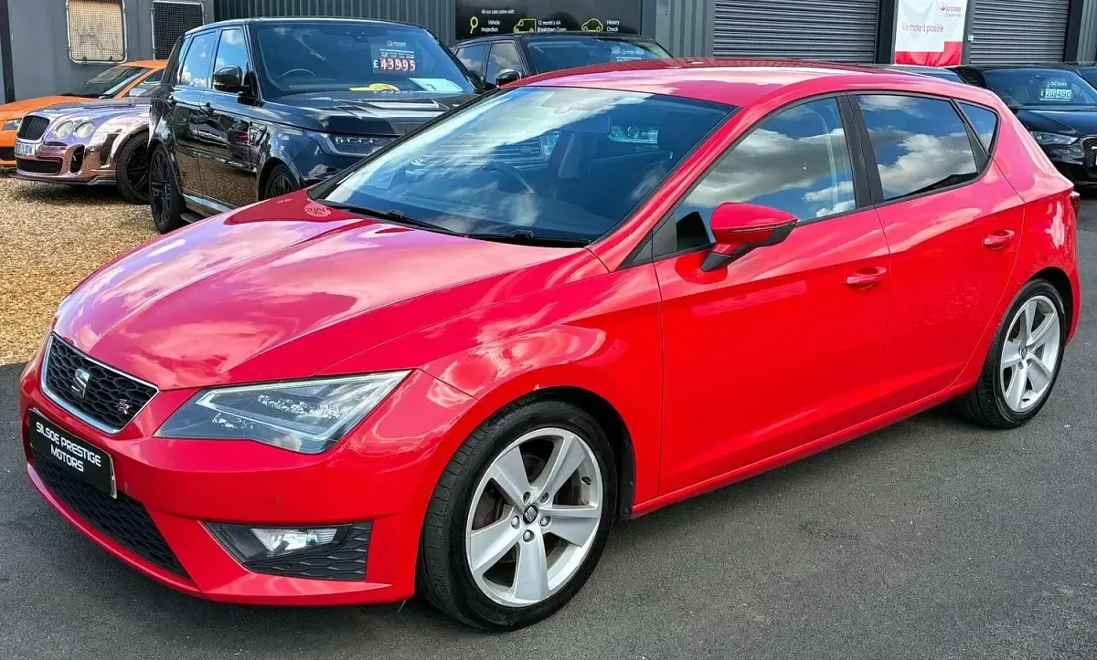 Used Seat Leon FR 184 HP (135 kW) 2014 Red Hatchback
