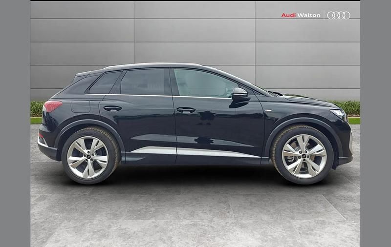 Used Audi Q4 e-tron S-Line 125 kW (170 HP) 2025 Black SUV