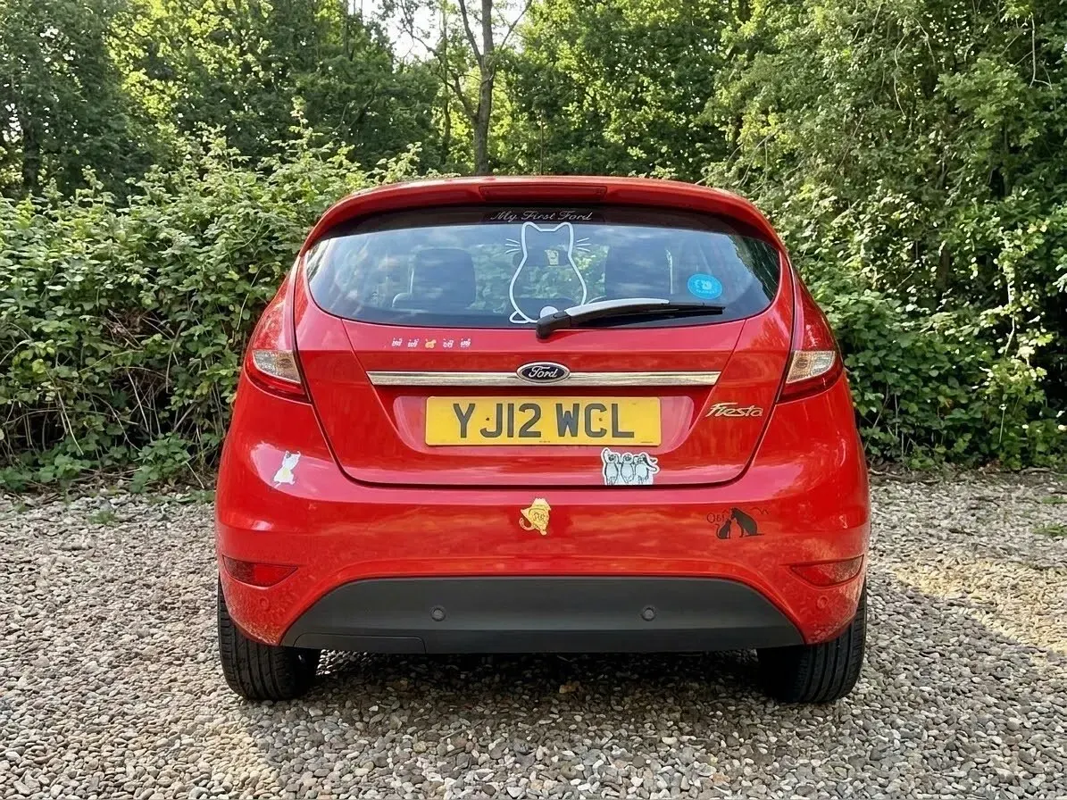 Used Ford Fiesta Zetec 96 HP (70 kW) 2012 Red Hatchback