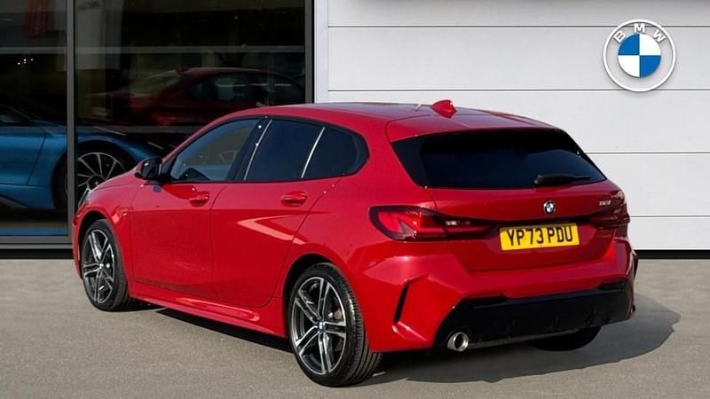 Used BMW 118 M Sport 134 HP (98 kW) 2023 Red Hatchback
