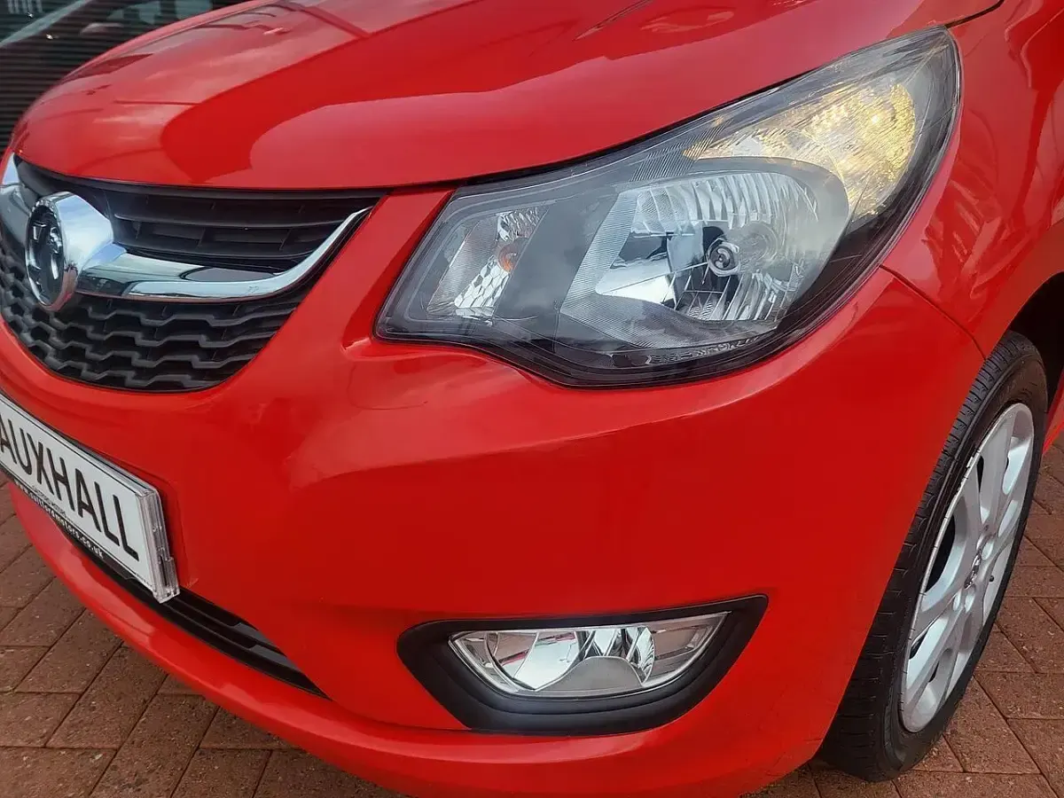 Used Vauxhall Viva 72 HP (52 kW) 2019 Red