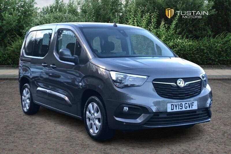 Grey Used 2019 Vauxhall Combo S MPV | £13,499 (Fair price) - Image 1/4