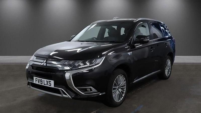 Used Mitsubishi Outlander 2019 Black SUV