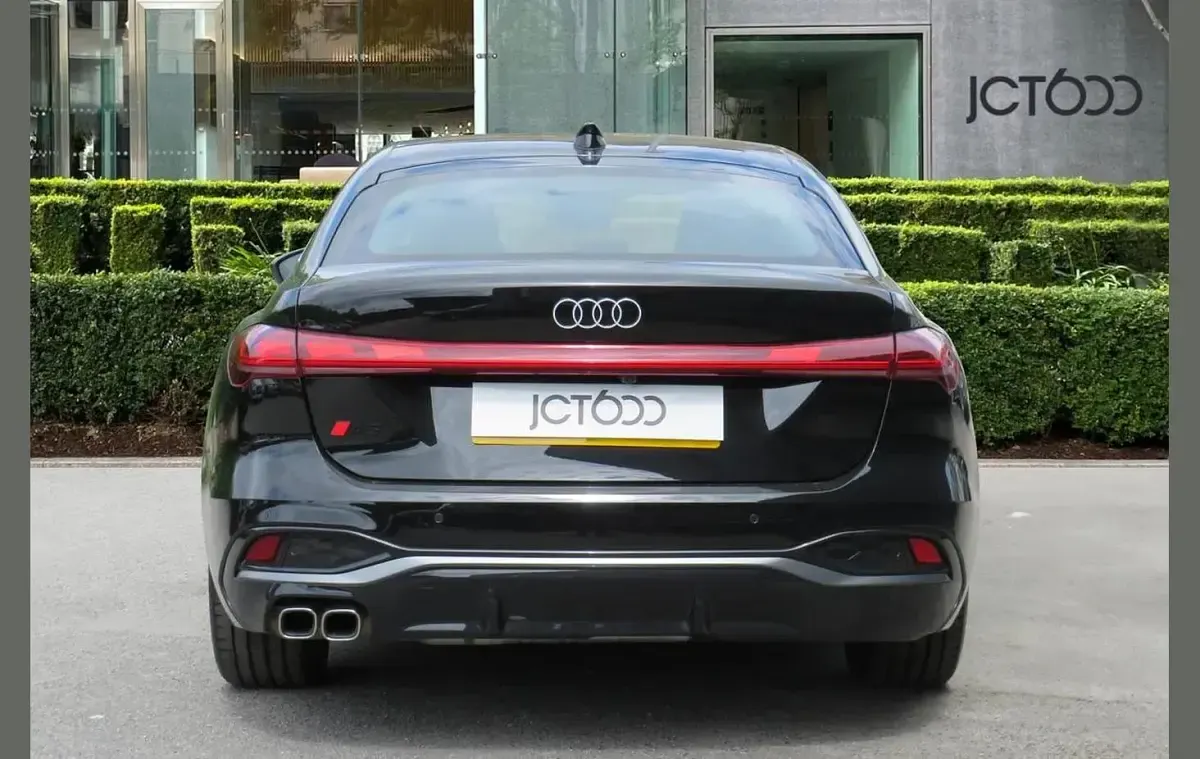 Used Audi A5 Advanced 200 HP (147 kW) 2024 Black Sedan