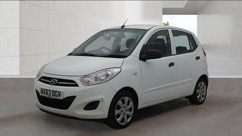 Used Hyundai i10 Classic 2013 White Hatchback