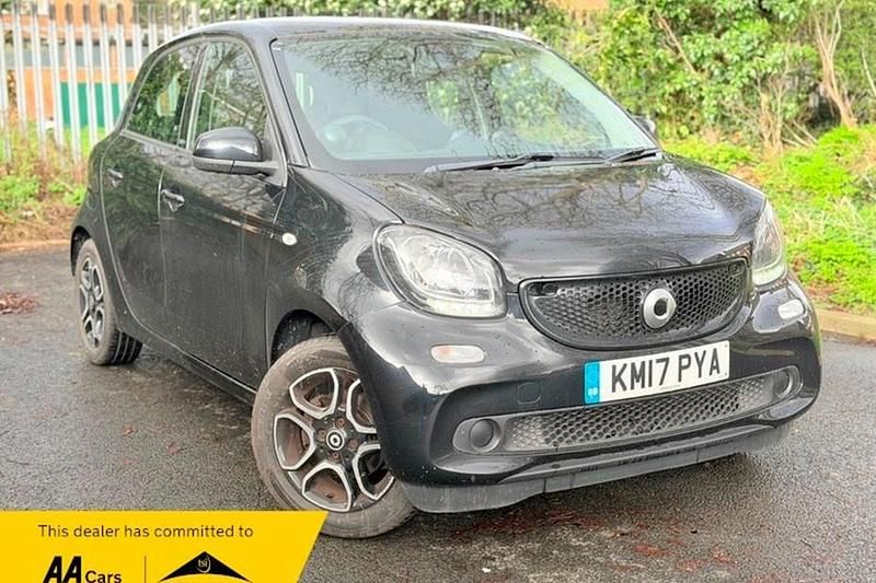 Used Smart ForFour Prime 90 HP (66 kW) 2017 Black Hatchback