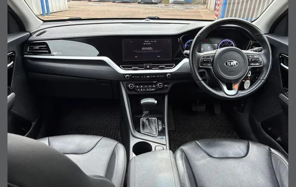 Used Kia Niro 141 HP (103 kW) 2019 Grey SUV