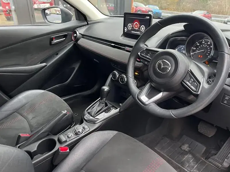 Używany Mazda 2 Homura-Aka 116 KM (85 kW) 2023 Szary Hatchback