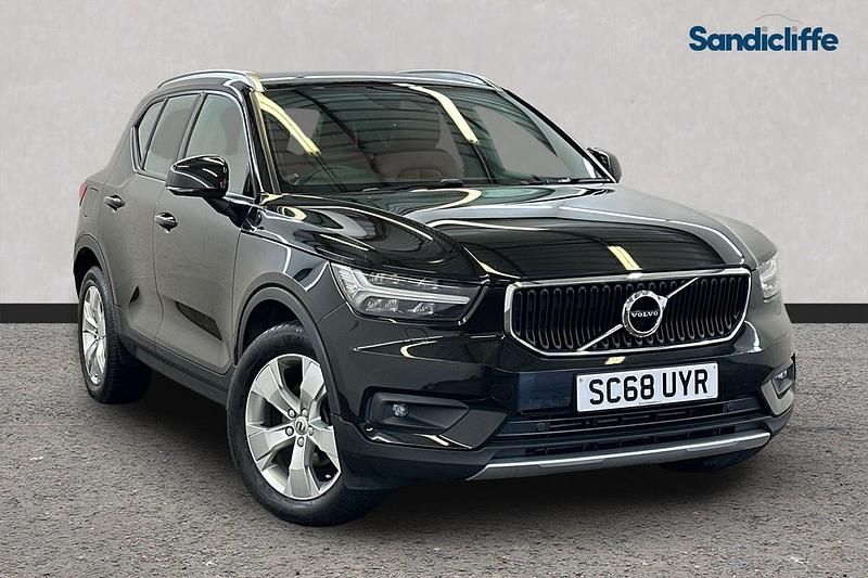 Black Used 2018 Volvo XC40 Momentum SUV | £16,925 (Fair price) - Image 1/4