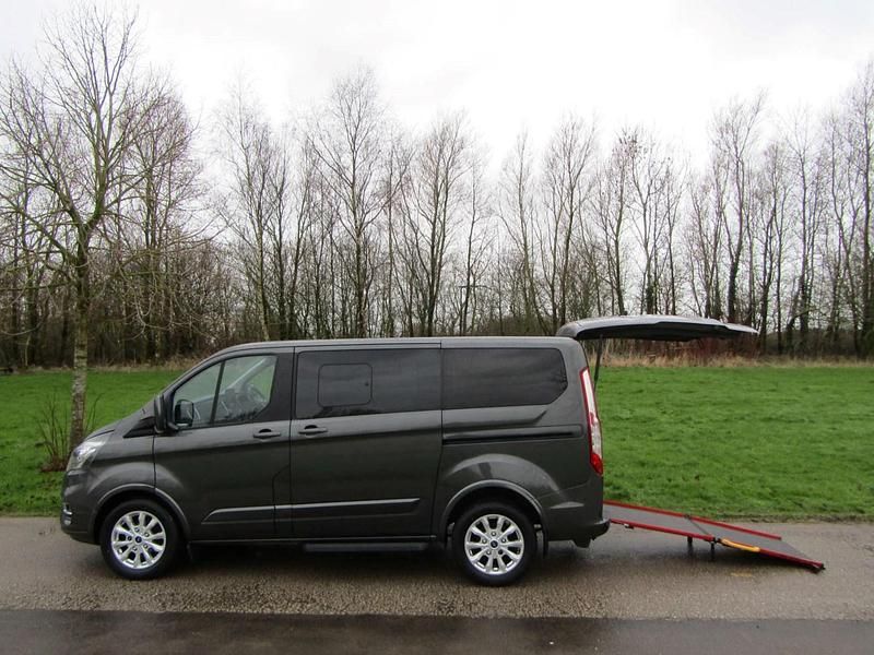 Grey Used 2018 Ford Tourneo Titanium MPV | £13,750 (Good price) - Image 1/3