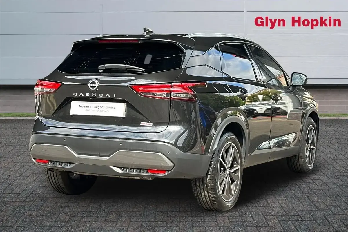 Used Nissan Qashqai Tekna 140 HP (102 kW) 2023 Black SUV