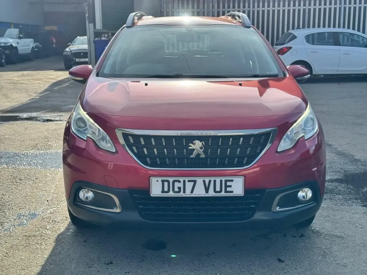 Second-hand Peugeot 2008 Active 2017 Roșu SUV
