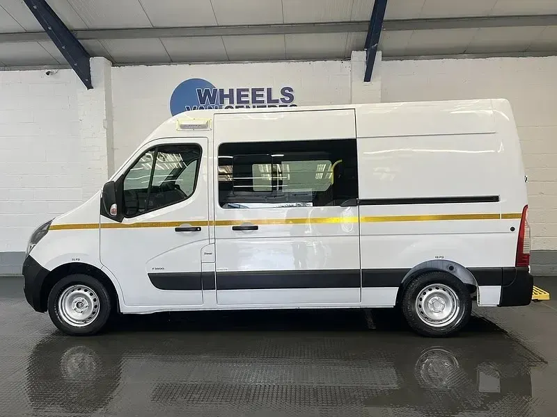 Second-hand Vauxhall Movano Edition 2020 Alb