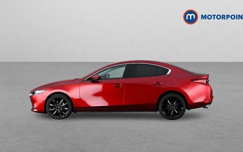 Begagnad Mazda 3 Inclusive 186 HK (136 kW) 2022 Röd Sedan