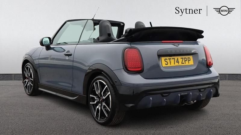 Usado Mini John Cooper Works 228 CV (167 kW) 2025 Gris Utilitario