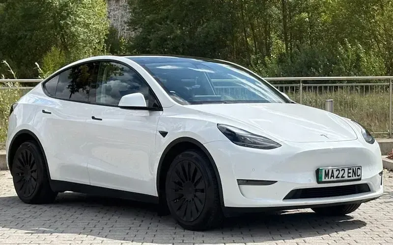 Used Tesla Model Y Long Range AWD 286 kW (389 HP) 2022 SUV