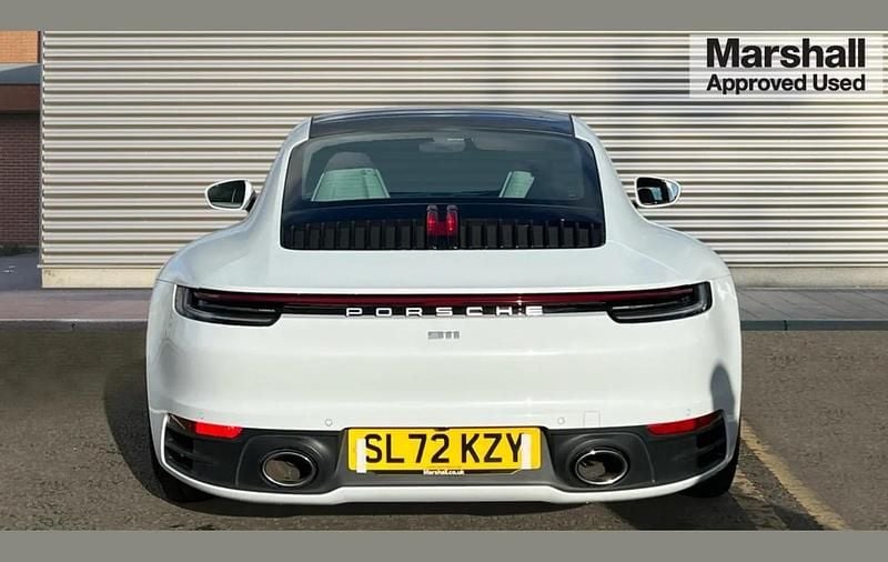 Used Porsche 911 379 HP (278 kW) 2022 White Coupe