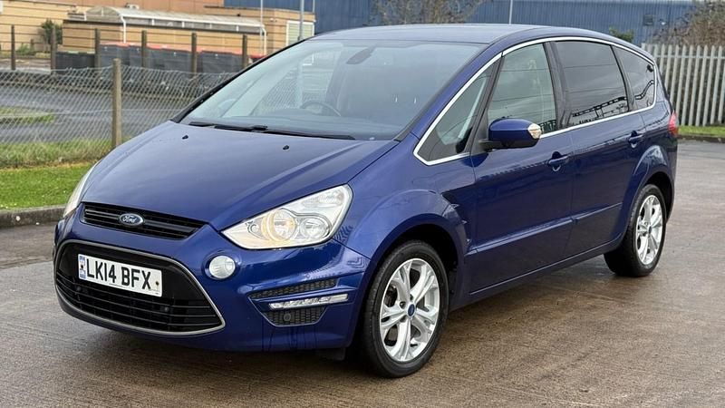 Used Ford S-MAX Titanium 140 HP (102 kW) 2014 Blue MPV
