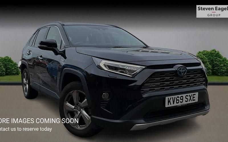 Usado Toyota RAV4 222 HP (163 kW) 2025 SUV