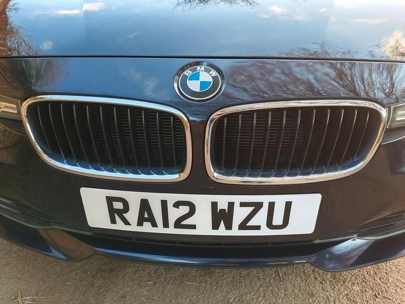 Used BMW 320 2012 Blue Sedan