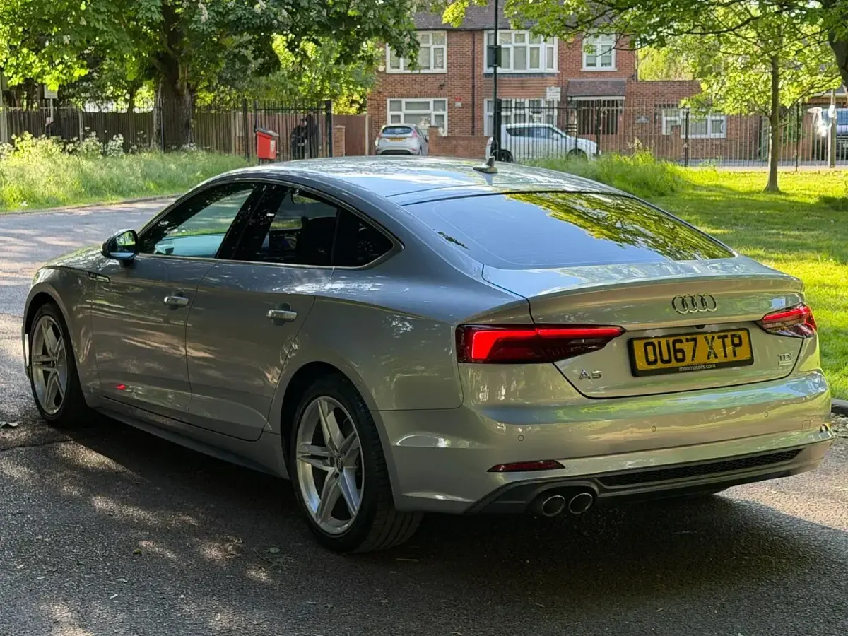 Used Audi A5 Sportback S-Line 190 HP (139 kW) 2017 Silver Hatchback