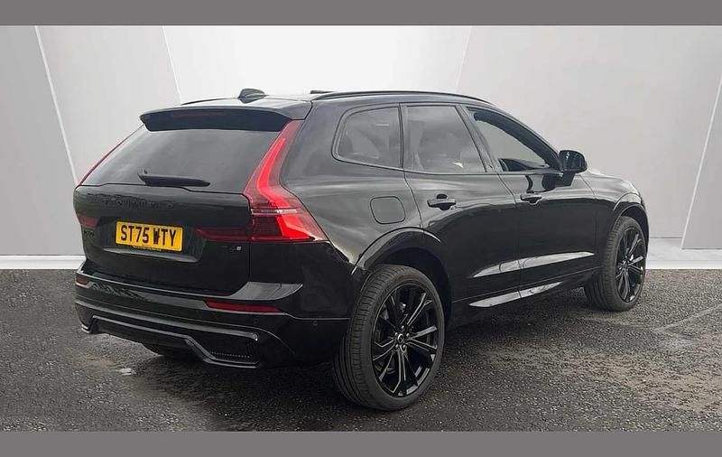 Used Volvo XC60 Plus 344 HP (253 kW) 2025 Black SUV