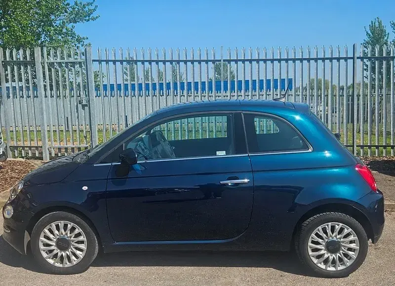 Używany Fiat 500 Lounge 69 KM (50 kW) 2017 Niebieski Hatchback