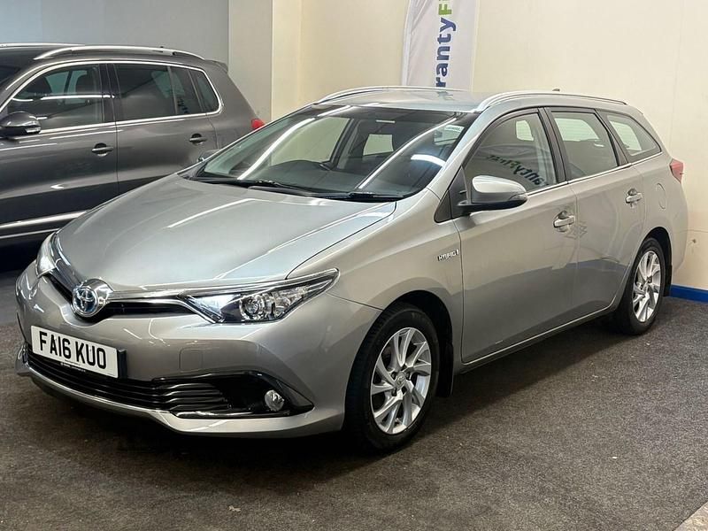 Used Toyota Auris Hybrid 2016 Grey Estate