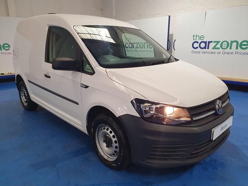 White Used 2020 VW Caddy Startline MPV | £5,999 (Fair price) - Image 1/4